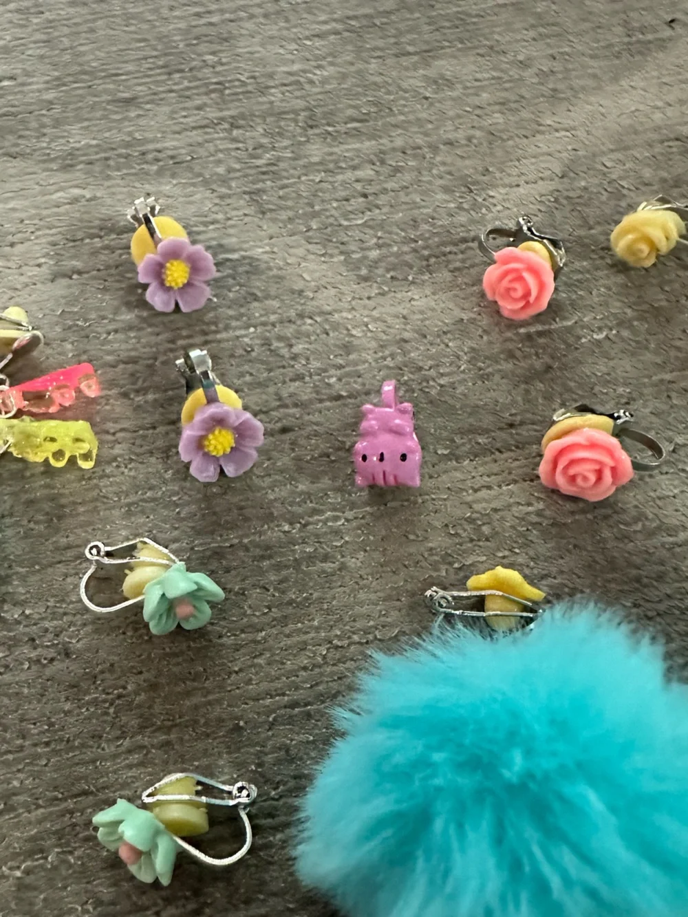 Clip on earrings -14 pairs